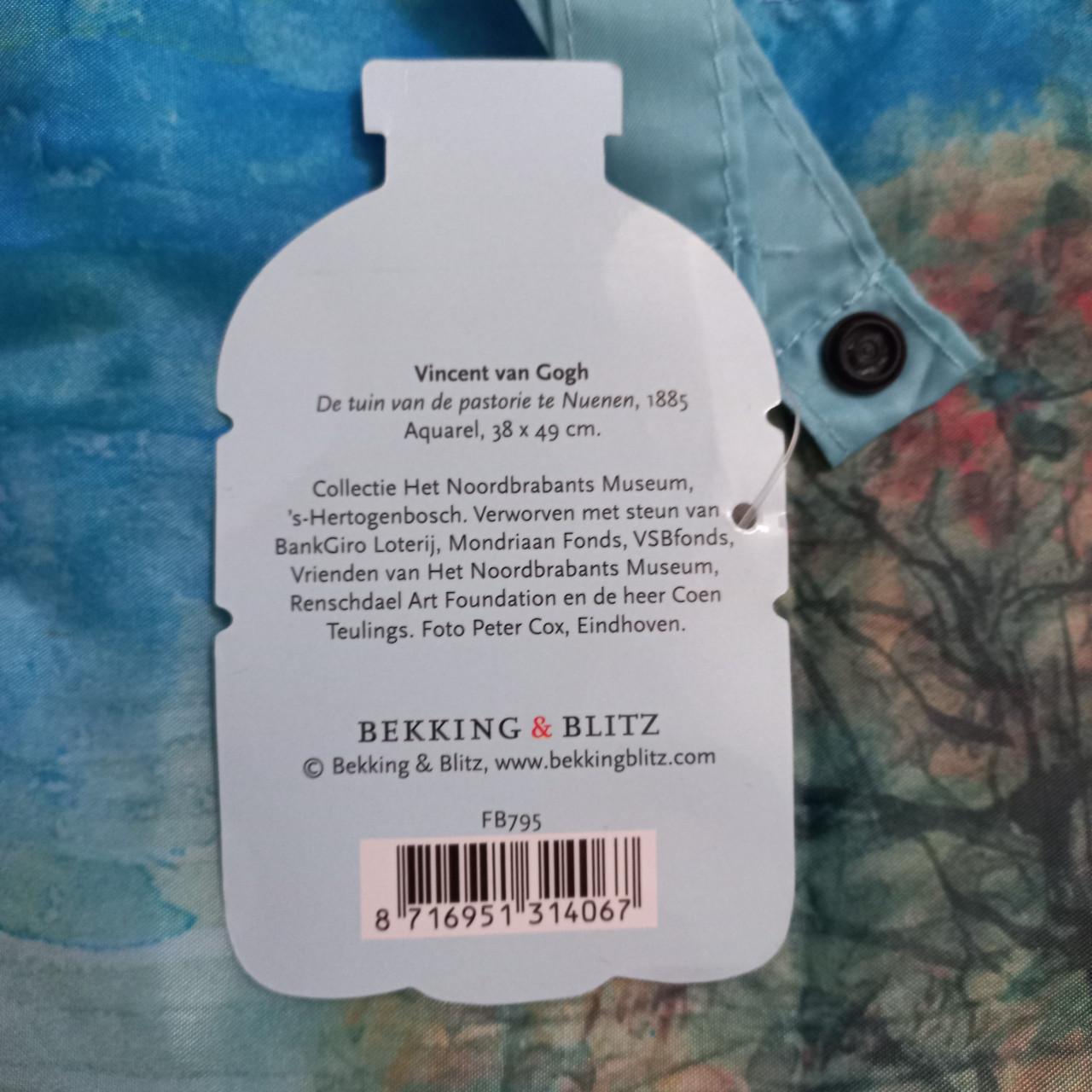 Boek 'Van Goghs intimi', puzzel en tasje