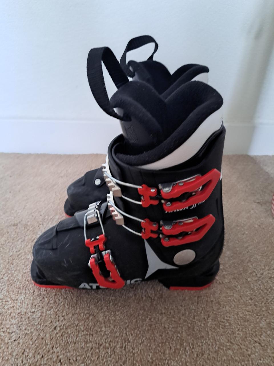 Kinder skischoenen Atomic,  maat 21/21.5