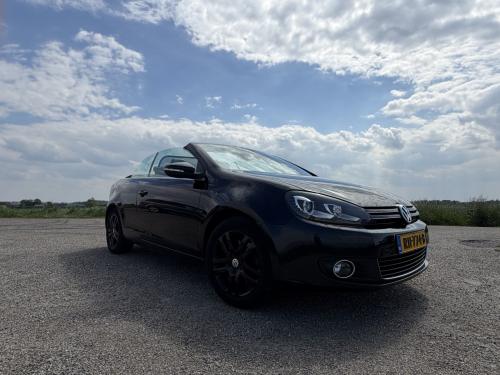 Volkswagen Golf 1.4 TSI CABRIO  160PK 7-DSG 2011 Zwart met achteruitrijcam.