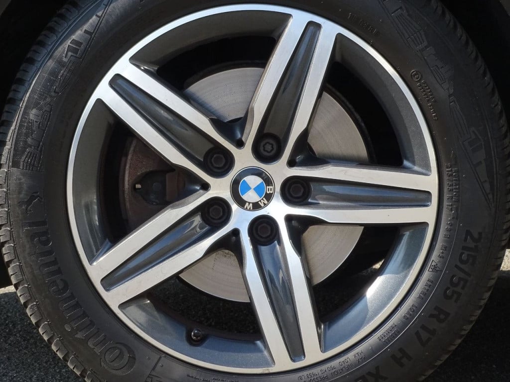 BMW 2-serie active tourer 218i executive | stoelverwarming | navi | bluetoo