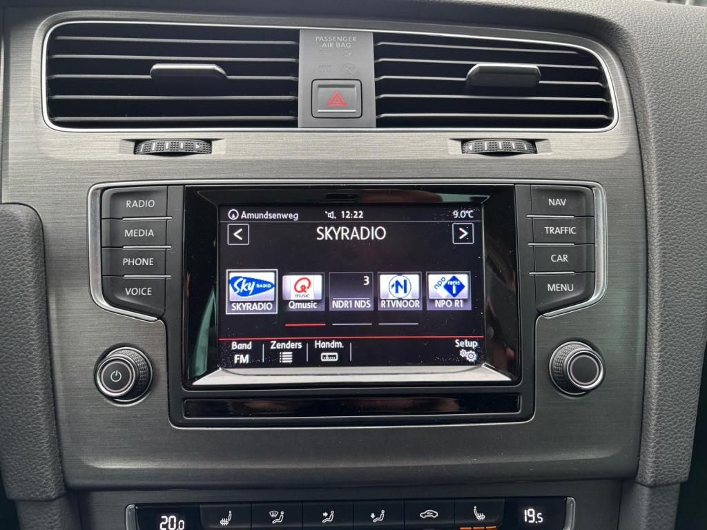 Volkswagen Golf 1.4 tsi 5d, cruise control, navigatie, stoelverwarming, tre