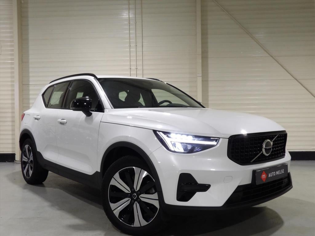 Volvo XC40 t5 plug-in hybrid 262pk aut plus dark