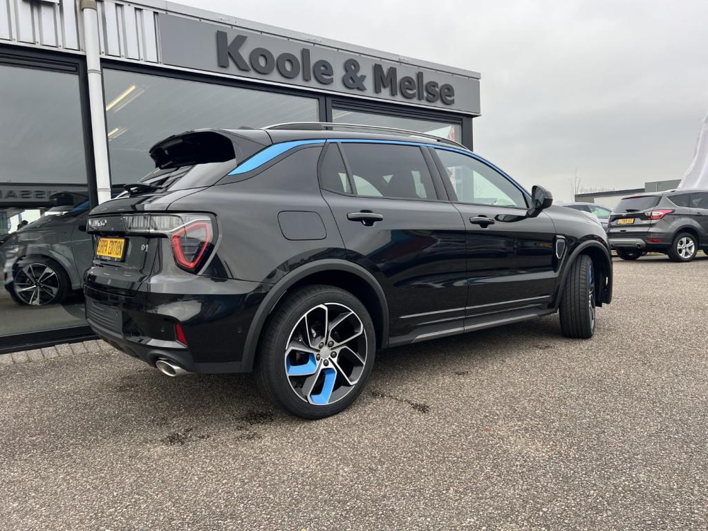 Lynk & Co 01 1.5 261pk 7dcth plug in hybrid , pano dak , 360gr camera , car