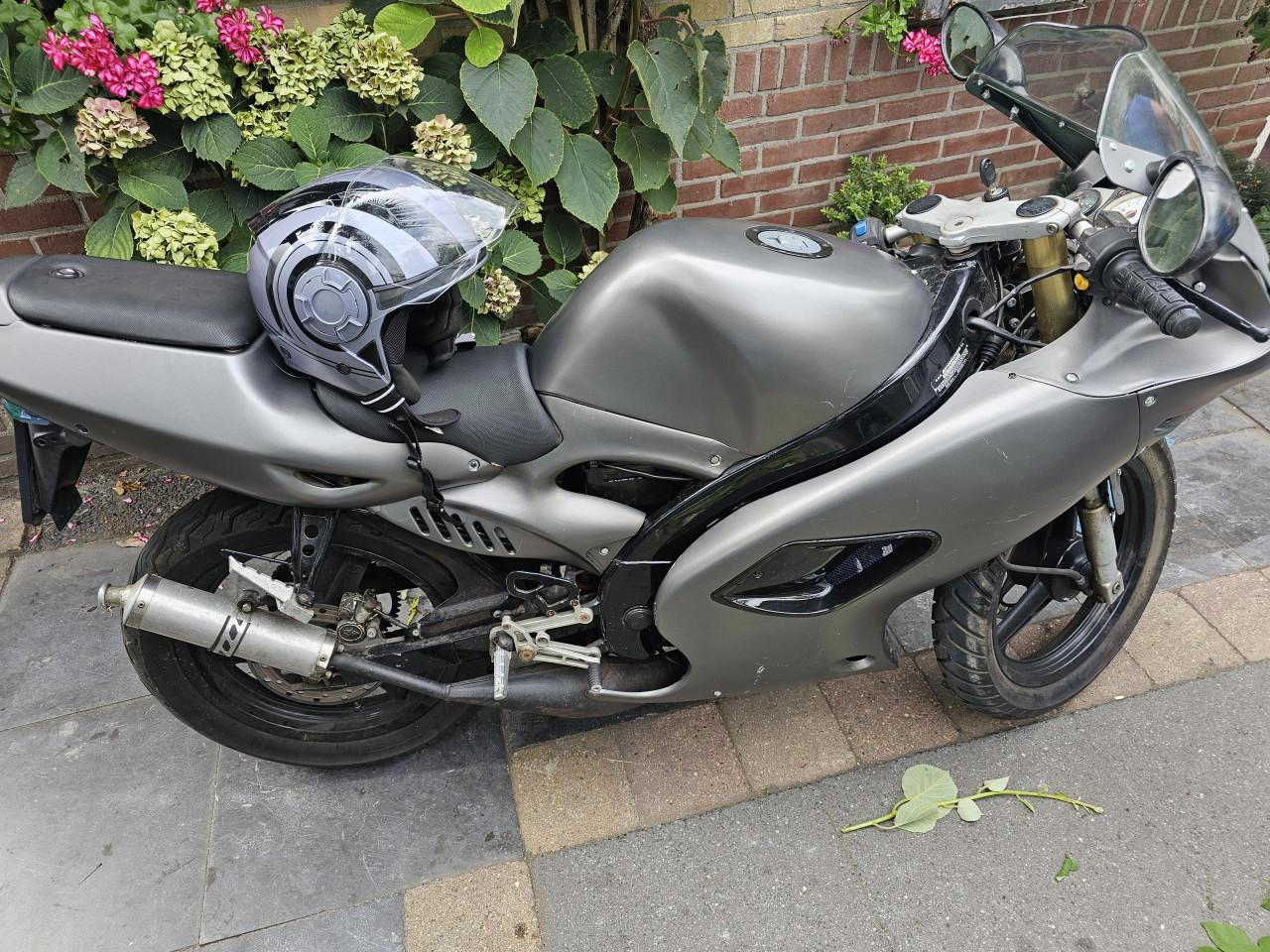 MOTORHISPANIA - DR01