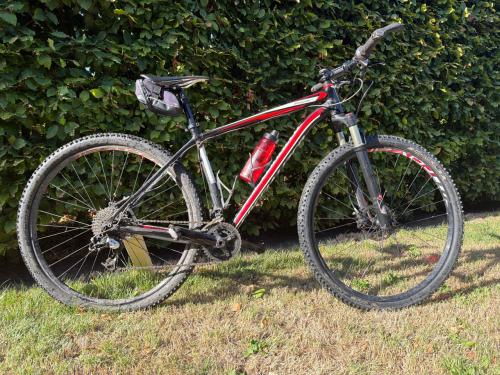 Specialized Stumpjumper HT Comp 29er – M5 / RockShox Reba / SRAM X9