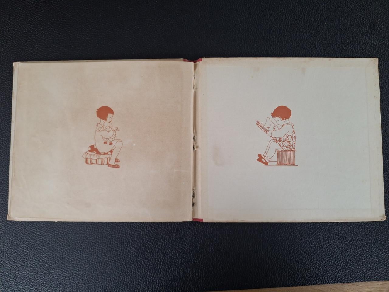 Antiek kinder/liedjesboek "Liedjes uit mijn liefste hoekje" van Rie Cramer