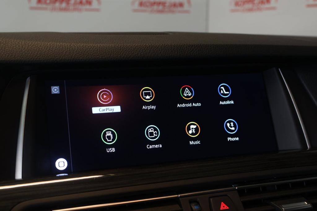 BMW 5 Serie 528i high executive dealer oh, carplay, pano, keyless, led, hea