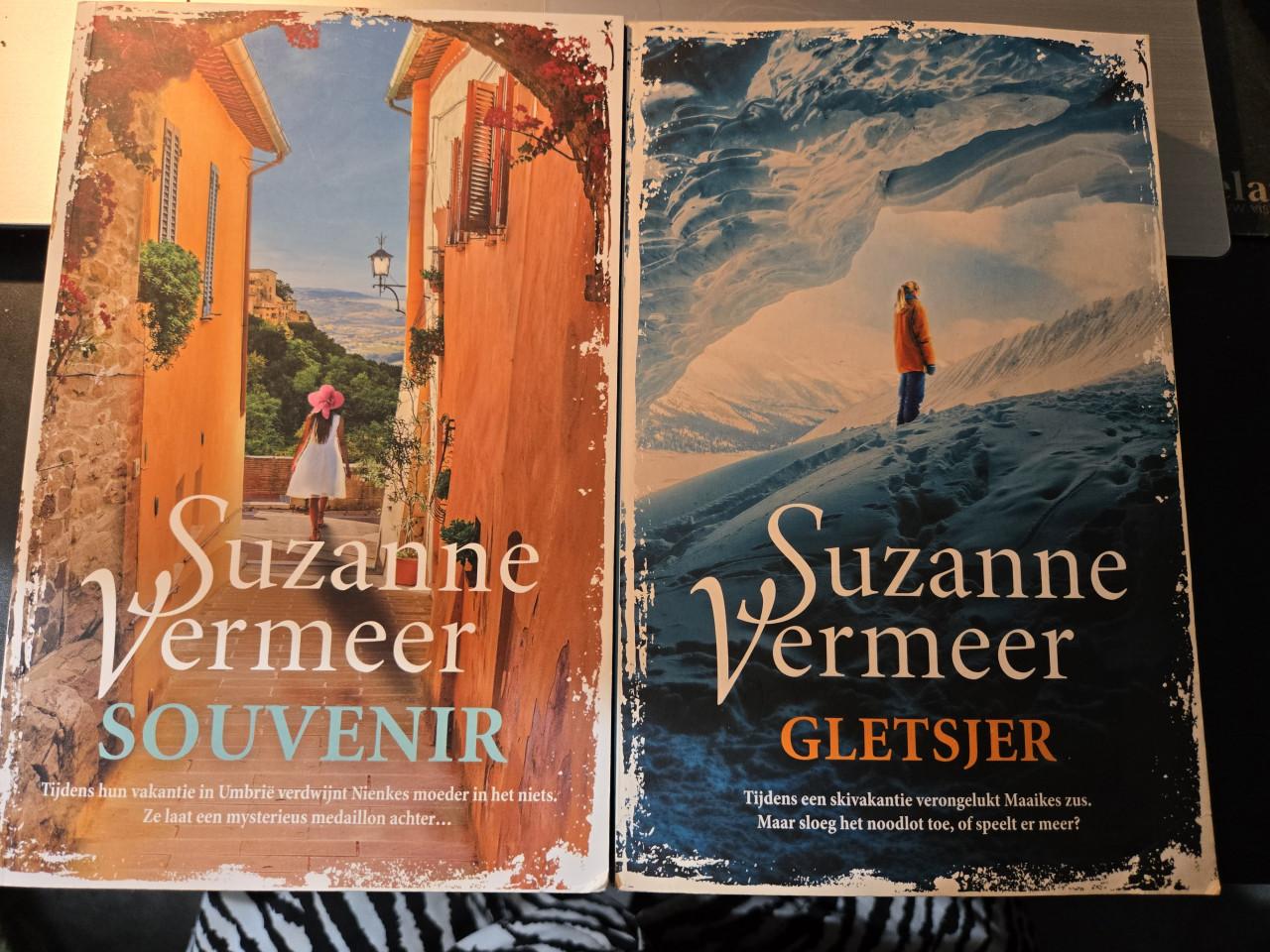 2 boeken Suzanne Vermeer : Souvenir 2020 Gletsjer 2022