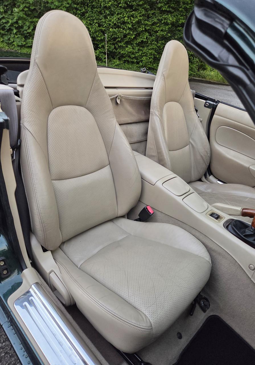 Mazda MX-5 1.6i Exclusive