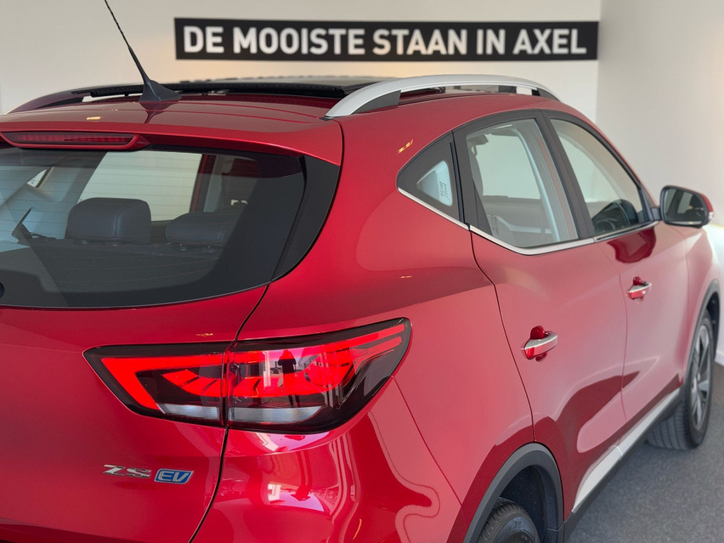 MG Zs-ev standard range luxury 50 kwh