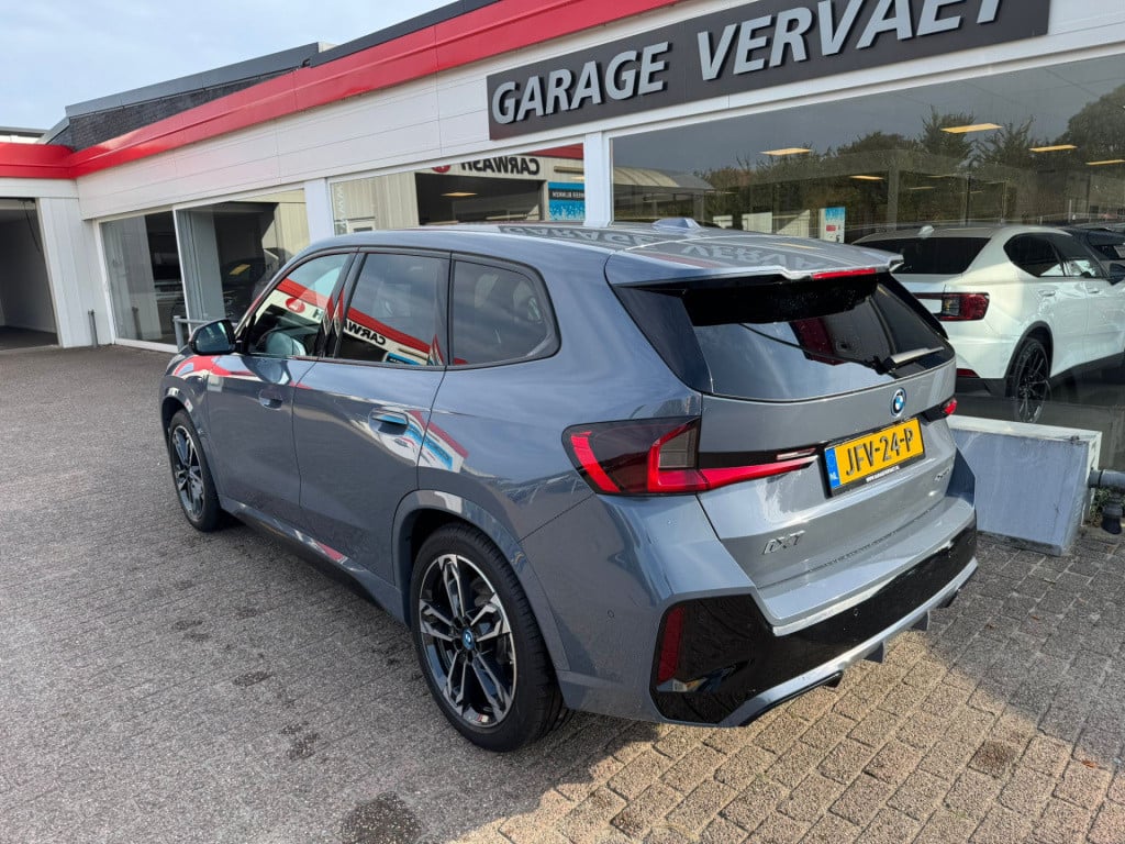 BMW Ix1 xdrive30 launch edition 67 kwh