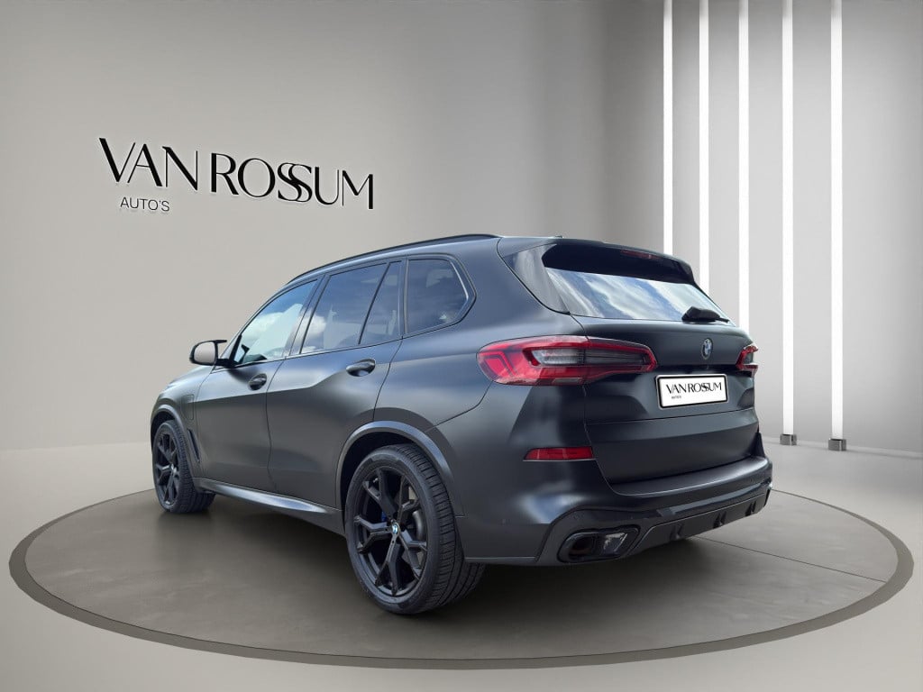 BMW X5 xdrive45e (210kw) pano| laser | massage | koeling | sky lounge