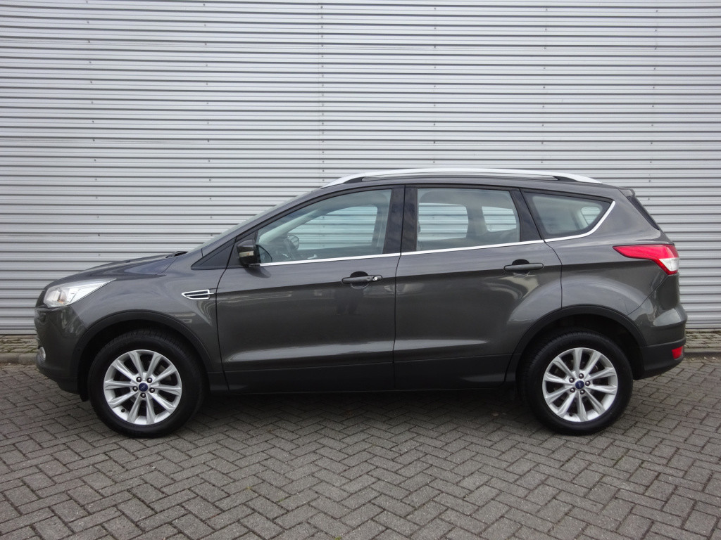 Ford Kuga 1.5 titanium navigatie / trekhaak / camera / cruise / pdc