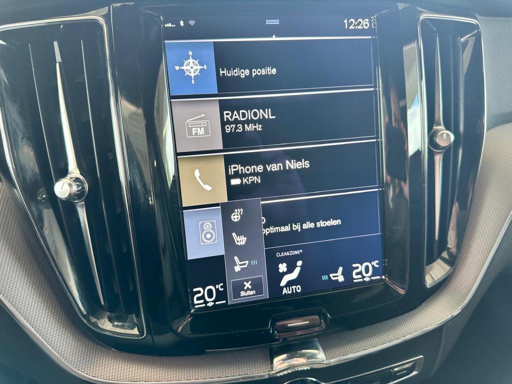 Volvo XC60 2.0 d5 awd r-design luchtvering | standkachel