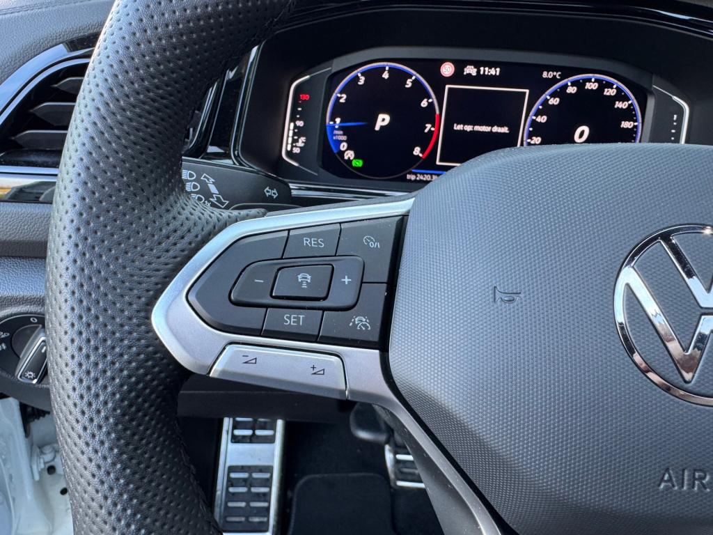 Volkswagen T-roc 1.5 tsi r-line black edition automaat , panoramaschuifdak 