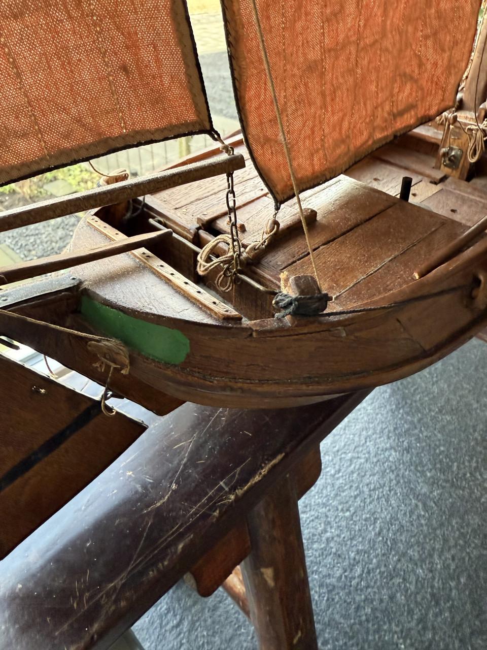 Prachtig handgemaakt vissersschip VLI 27 (Hoogaars)