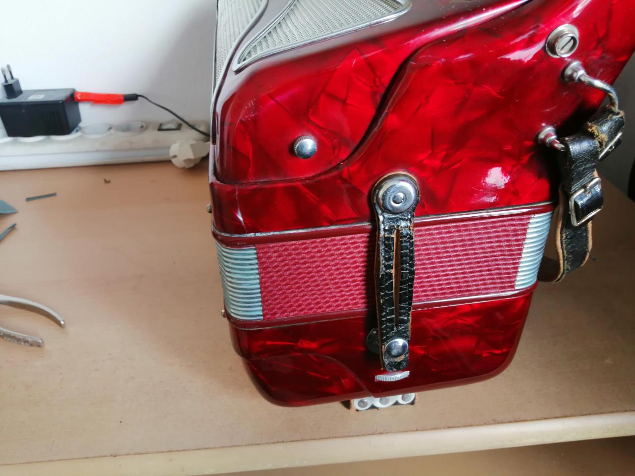Accordeon mantovani 80 bas