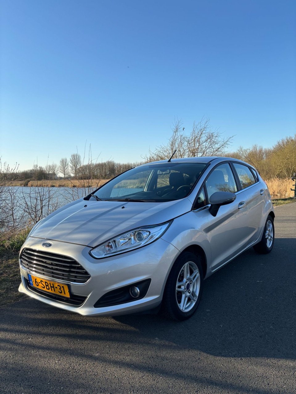 Ford Fiësta 1.0 5D 2013 Nieuwe apk!