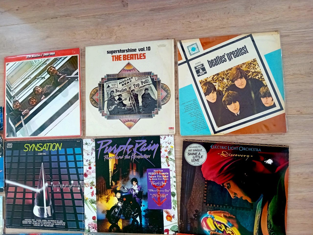 15 LP'S dubbel. Beatles, Bowie, Nazereth, enz.