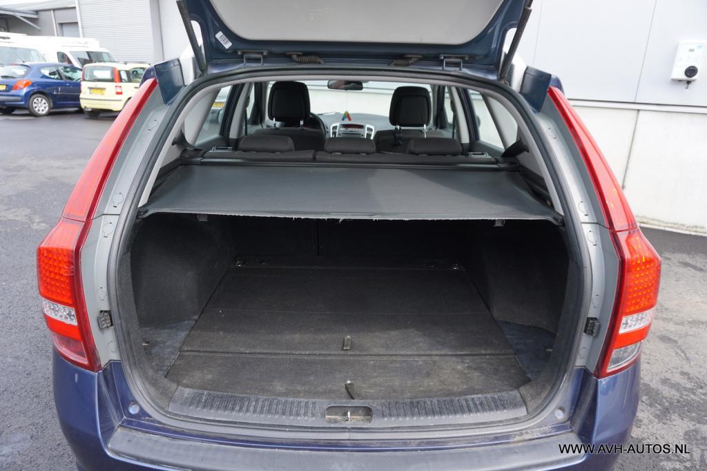 Kia Cee'd sporty wagon 1.4 cvvt seven