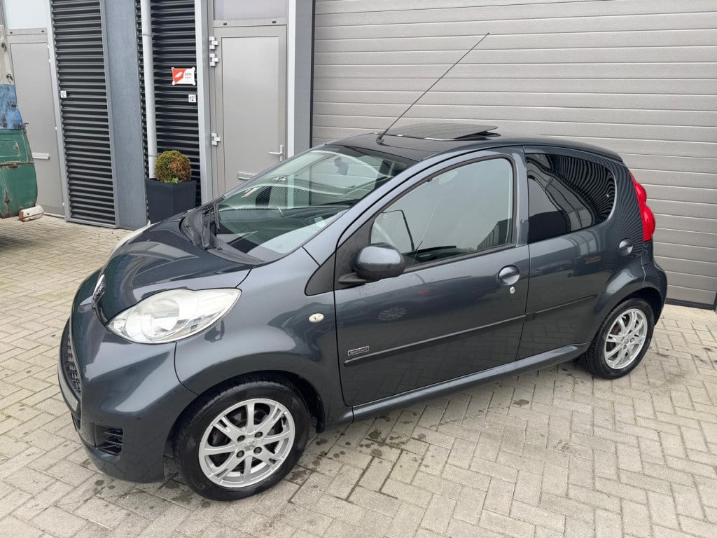 Peugeot 107 1.0-12v sportium/1e eigenaar/airco/schuifdak