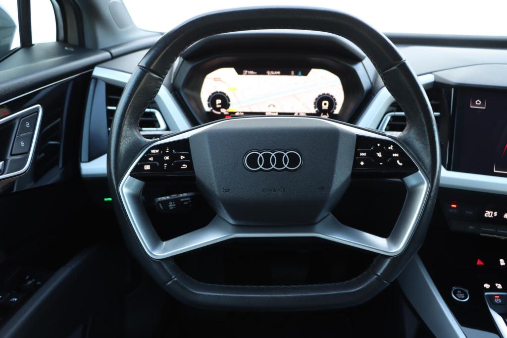 Audi Q4 E-tron 45 quattro advanced edition 77 kwh 265pk | soh 95,1% |