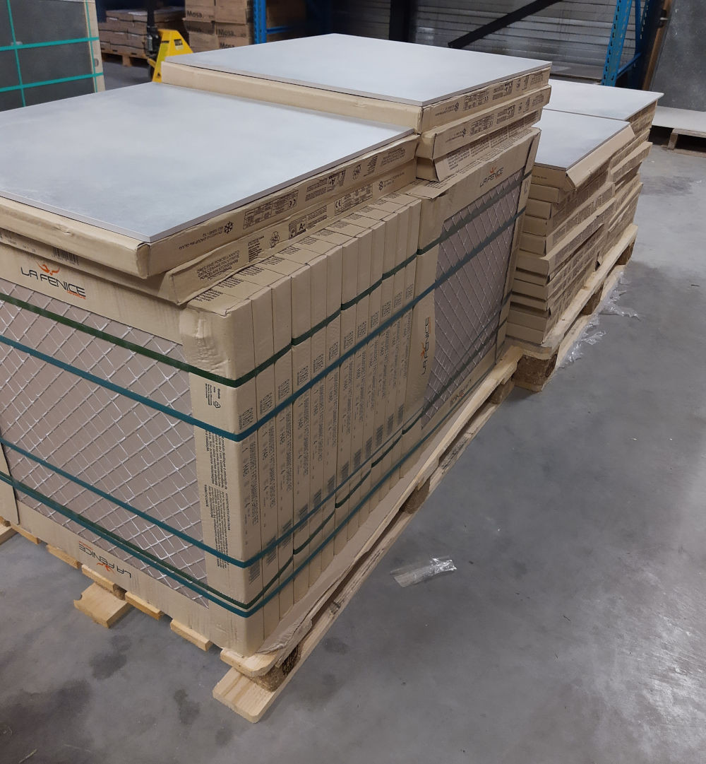 3030-67 Stèènhoeie actie: betonlook tegels, grijs, 61x61, nu per m²