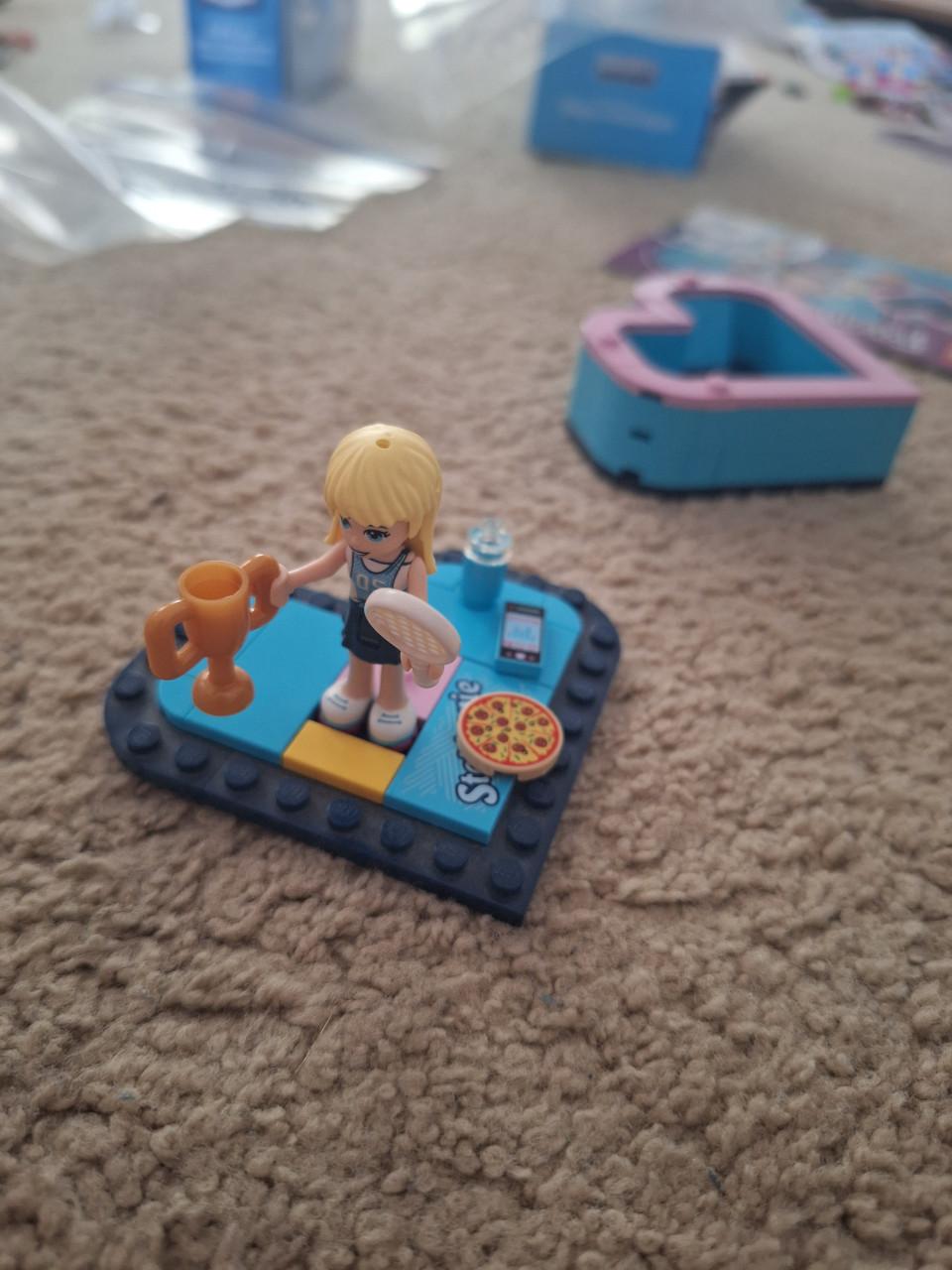 Lego Friends 41356, Stephanie's hartvormige doos, Leeftijd 6+
