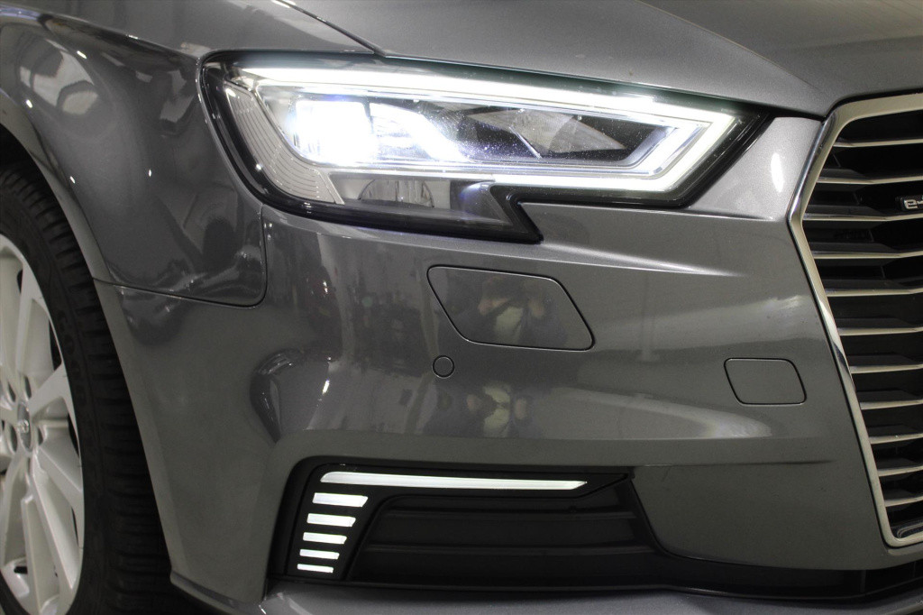 Audi A3 40 e-trontfsi 204 pk s tronic design