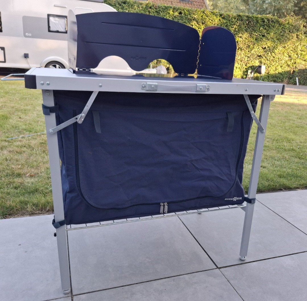Camping keukentafel/kast