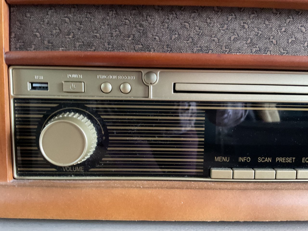 Retro saundmaster drie in een.