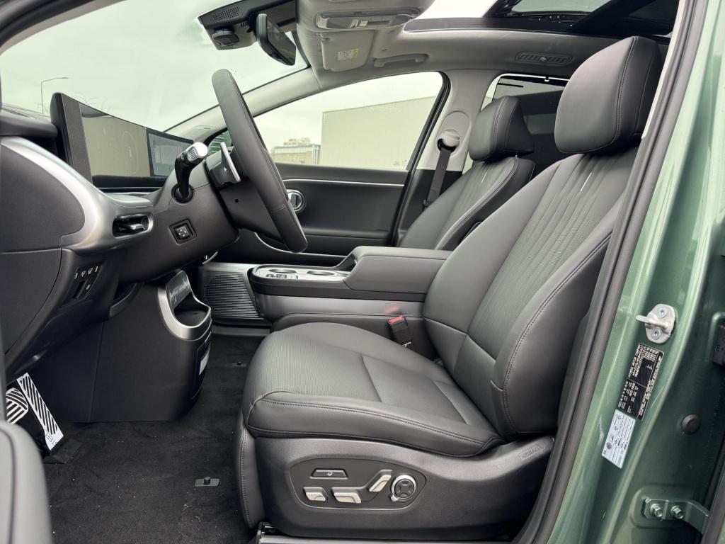 Hyundai Ioniq 9 lounge awd 7p. 110.3 kwh