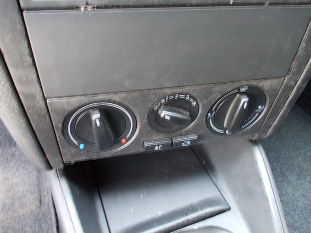 Volkswagen Golf sdi airco (orig. 83000 km.!!!)