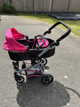 Poppenwagen