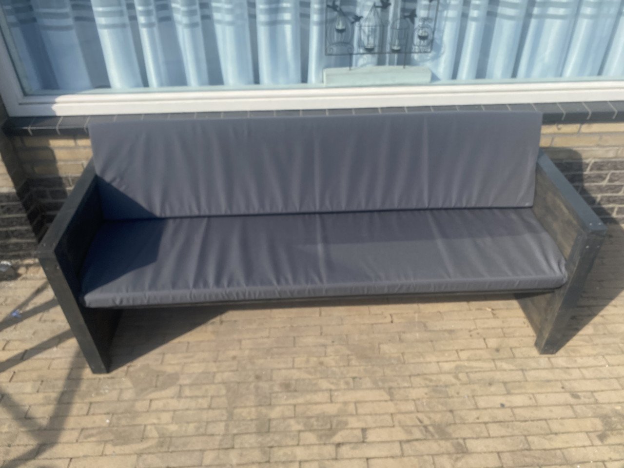Splinternieuwe steigerhouten tuinbank incl kussens