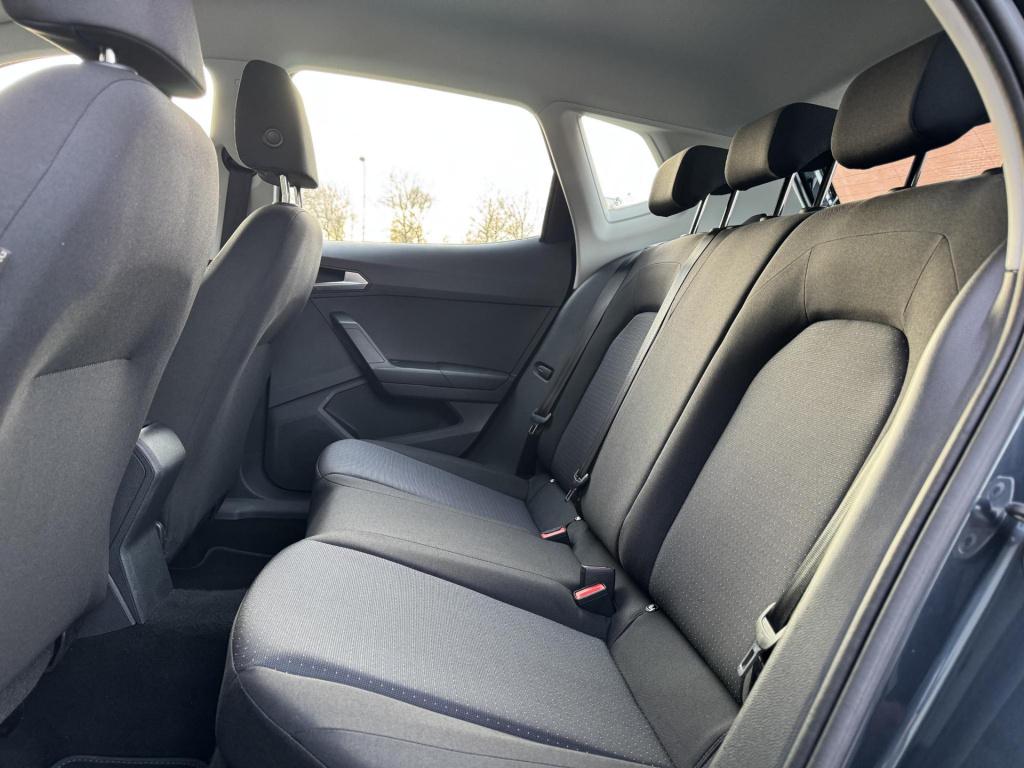 Seat Arona 1.0 tsi style nl-auto, allseason banden!