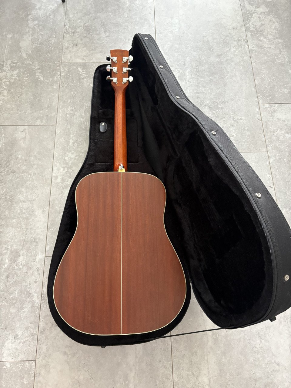 Ibanez artwood 250