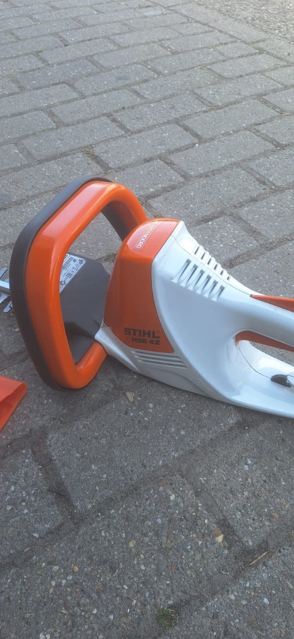Stihl heggeschaar HSE42