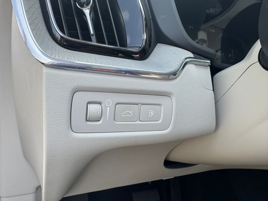 Volvo XC60 2.0 recharge t8 awd inscription