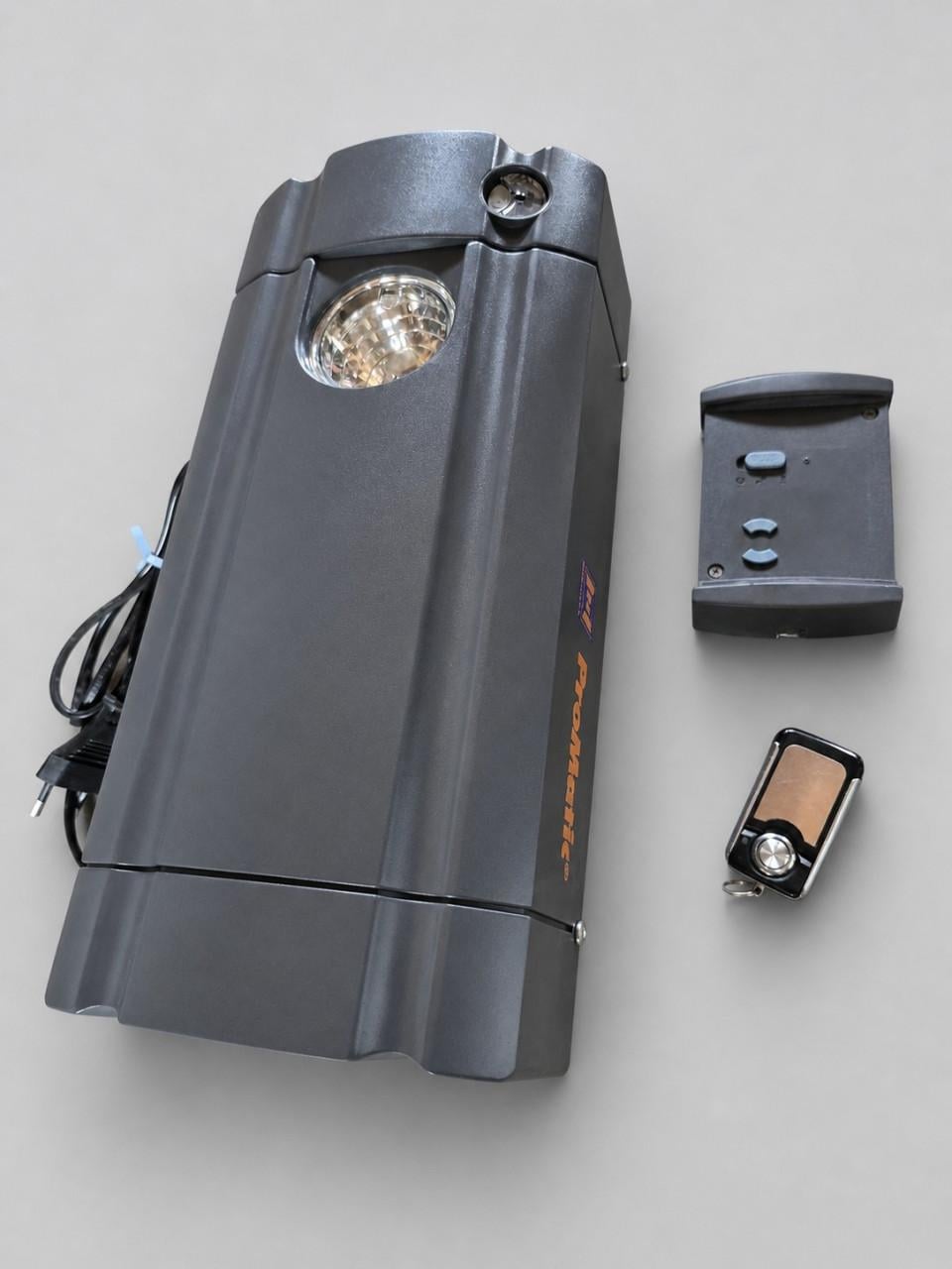 Hörmann Promatic 3 garagedeuropener met geleider
