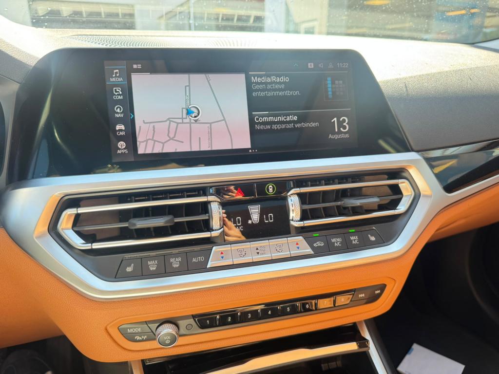 BMW 3-serie touring 320e high executive