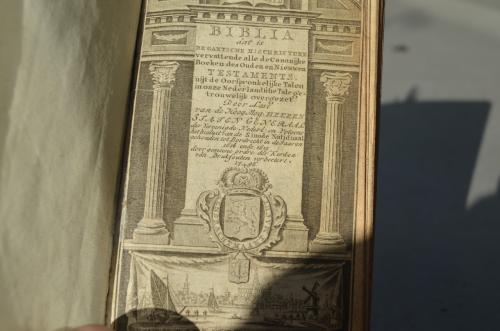 Biblia dat is de Gantsche H: Schrifture 1796