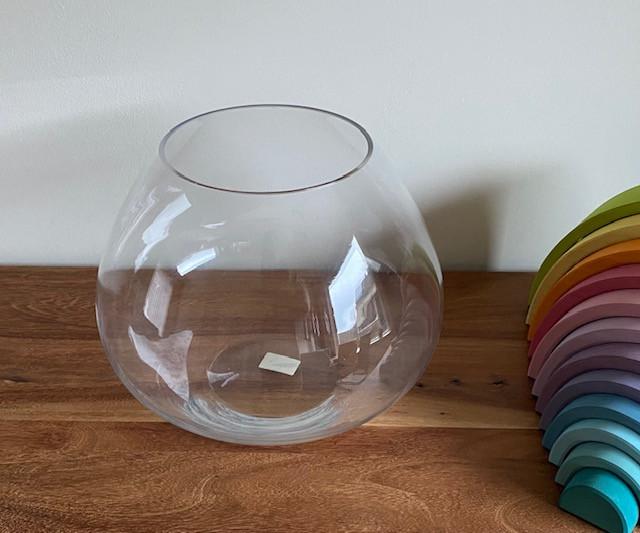 Mooie glazen vaas/ windlicht van dik glas