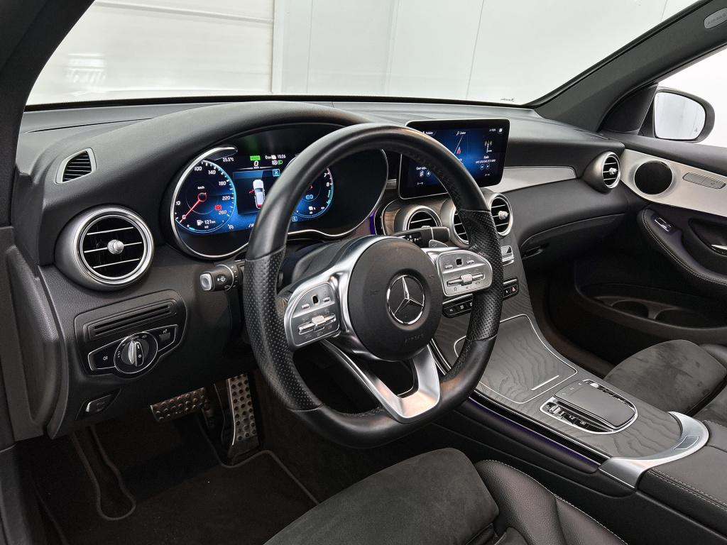 Mercedes-Benz Glc 300 e 4matic plug-in hybride | trekhaak | panoramadak | s