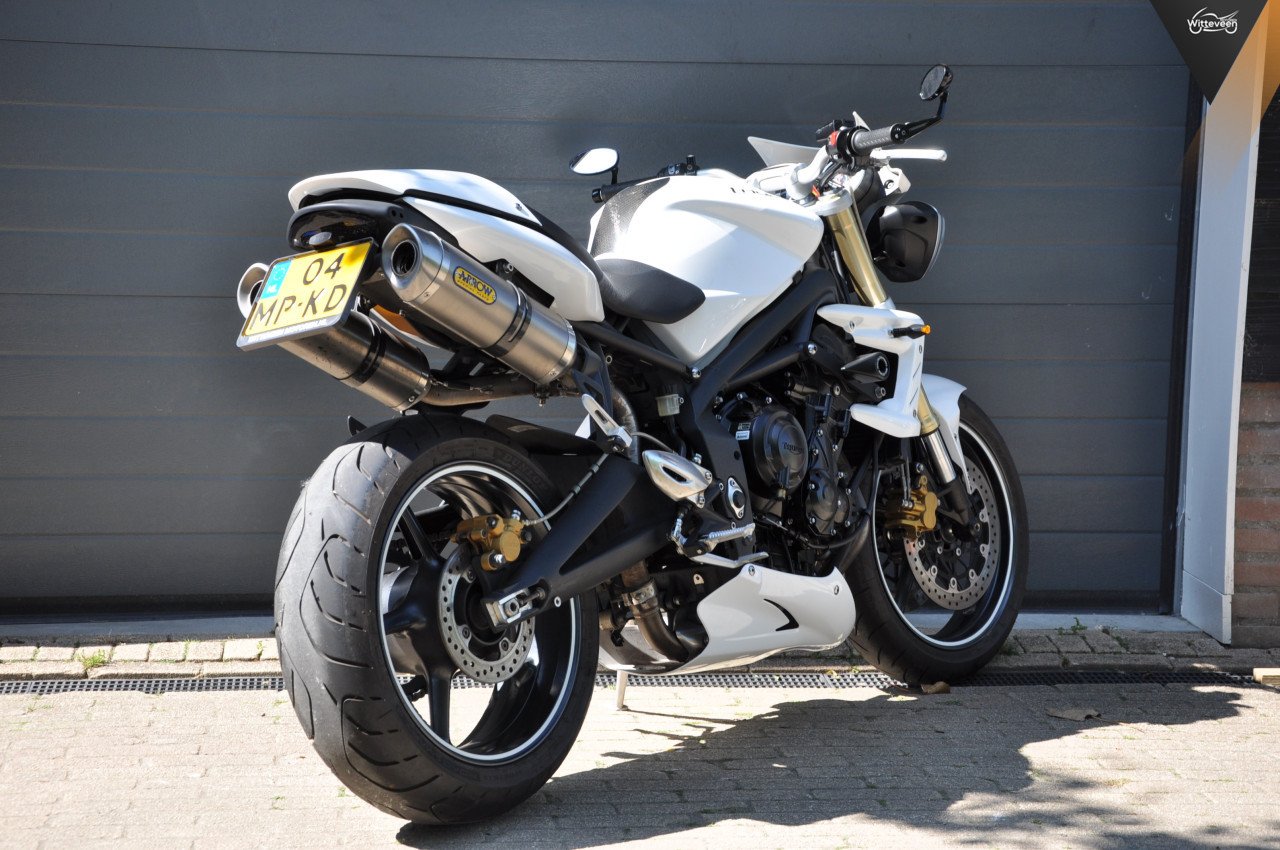 Triumph Street Triple 675