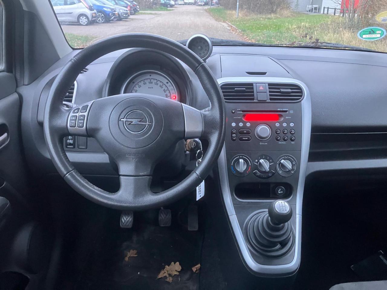 Opel Agila 1.2