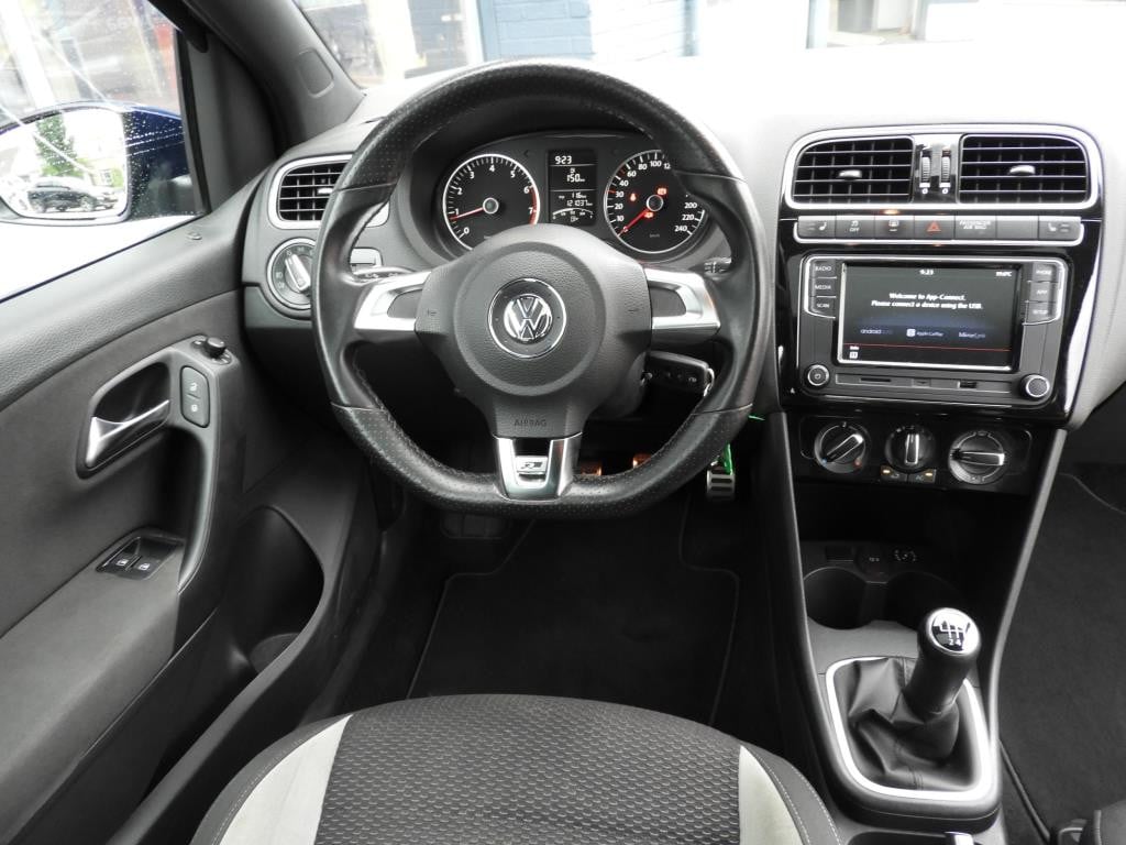 Volkswagen Polo 1.2 tsi highline r-line