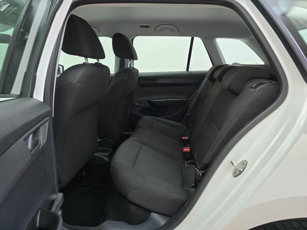 Skoda Fabia combi occasion 1.0 active met airco en cruisecontrol | bluetoot