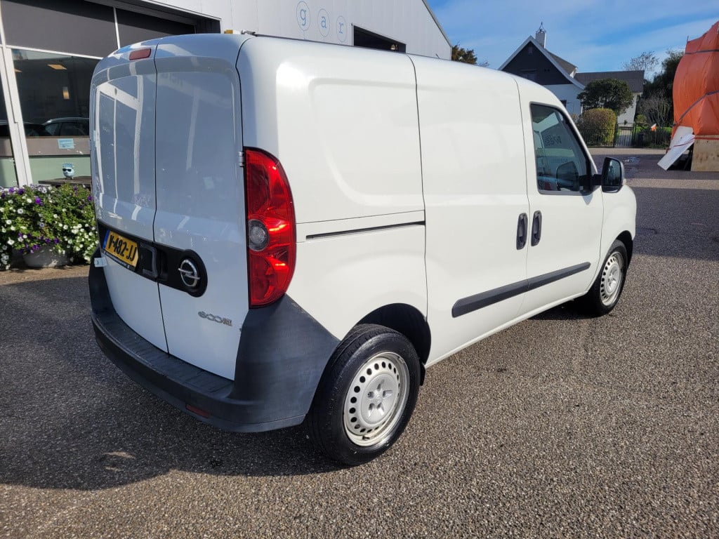 Opel Combo 1.3 cdti l1h1 edition