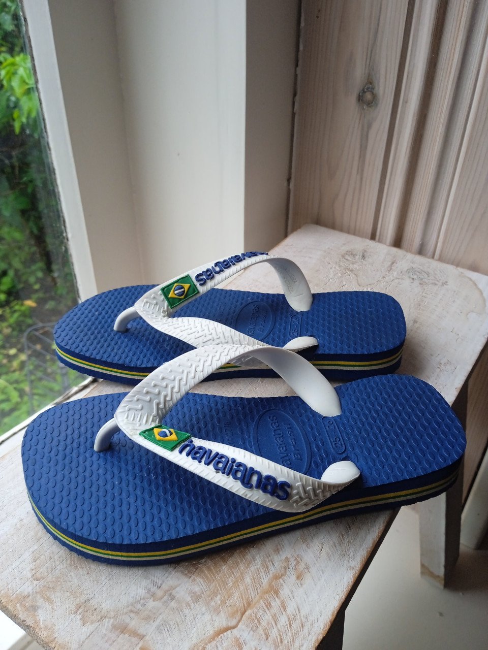 Slippers Havaianas maat EUR 27/28 ~ blauw-witte slippertjes
